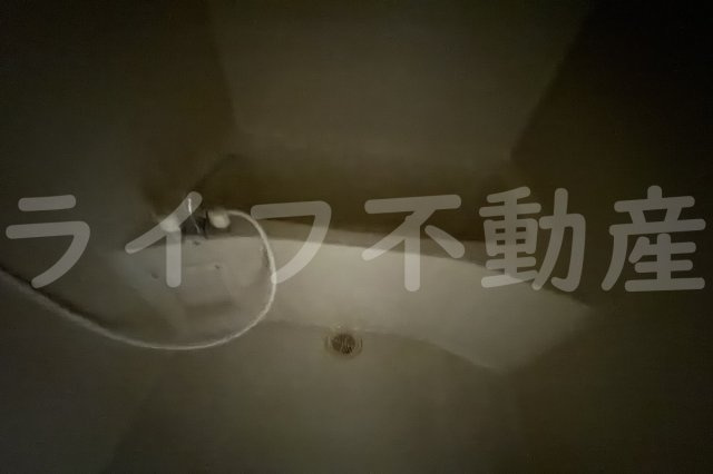 鶴橋末広ビルの浴室|お風呂で日々の疲れを落としましょう