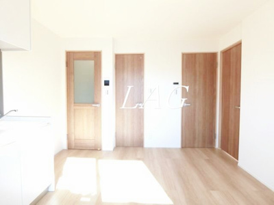 【居間・リビング】 | ａｐｐａｒｔｅｍｅｎｔ１ | 洋室のお部屋です。