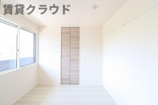 AALII（アアリイ）Ⅰの洋室|ゆったりとしたリビングです
