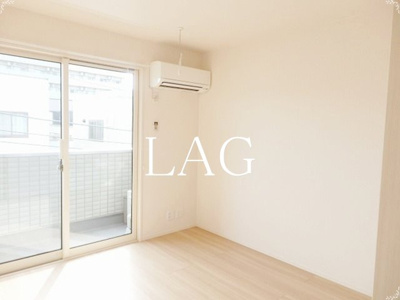 【居間・リビング】 | オデッサ浦安 | 洋室のお部屋です。