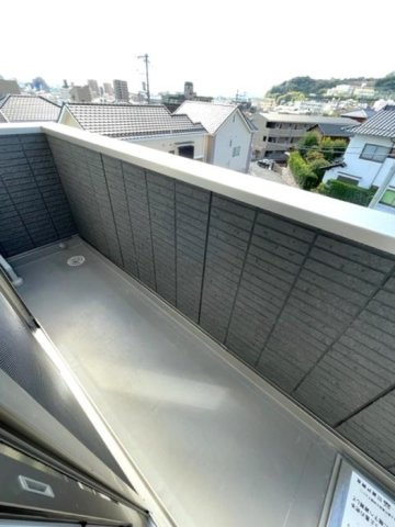 ラ・フィーグ古江東のバルコニー