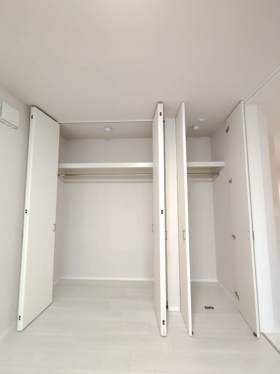 グランソレイユ三鷹の収納