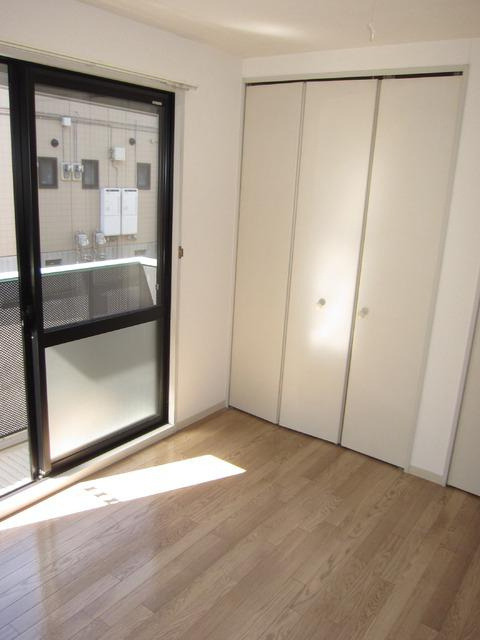 ヴェルドミールの寝室|同施工別部屋