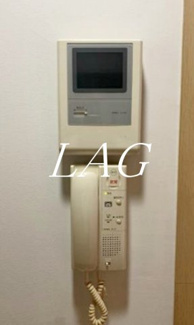 【設備】 | エクレール一番町 | モニター付きインターホンです。