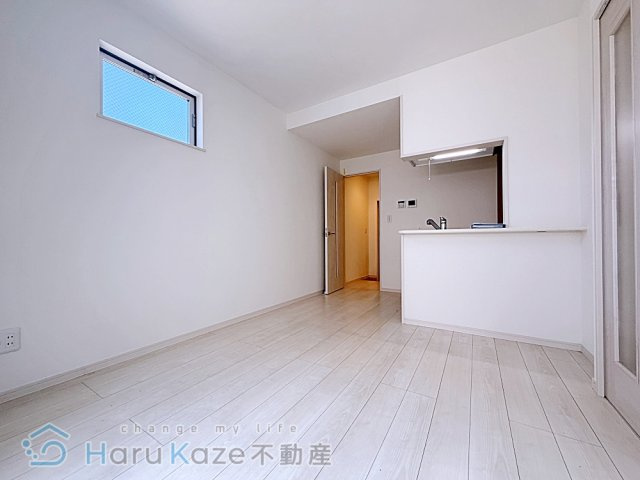 【居間・リビング】 | ジュネス豊田【名古屋市賃貸・宅配ボックス】