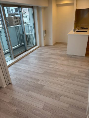 川崎市中原区新丸子東２丁目の賃貸マンションの居間・リビング