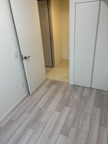 川崎市中原区新丸子東２丁目の賃貸マンションの玄関