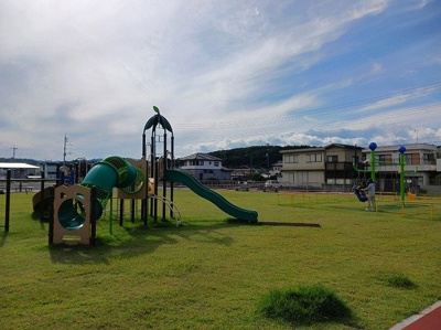 【周辺】 | サンリット | 山本高原公園まで400m