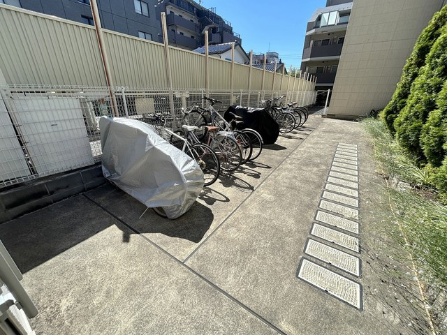 レオガーデンのその他共用部分|駐輪場★