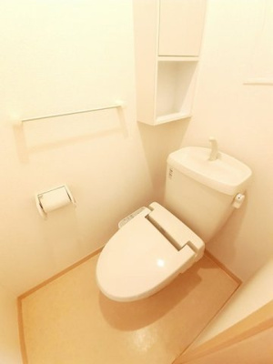 【トイレ】 | ヴァンベールＢ | ゆったりとした空間のトイレです