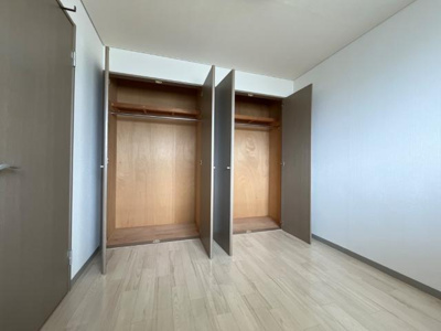 【内装】 | エトワール横割 | 収納③