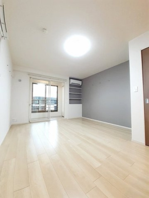 【居間・リビング】 | コートヤードⅦ | ゆったり過ごせる居間です