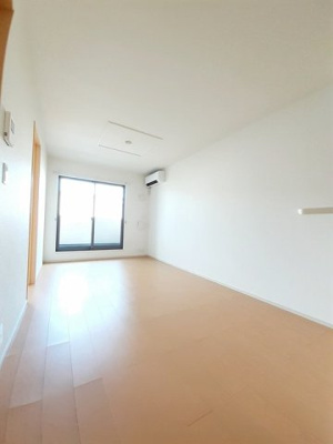 【居間・リビング】 | グラン　フリーデ | ゆったり過ごせる居間です