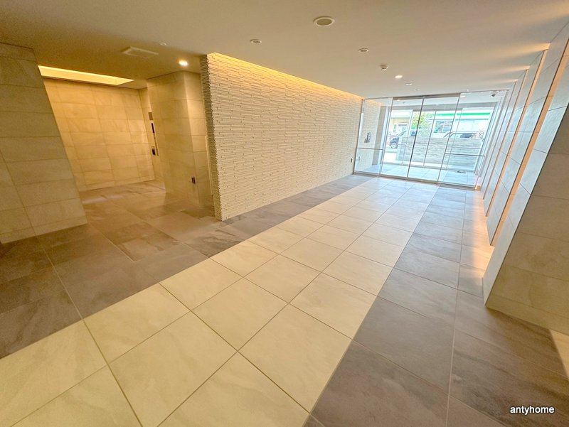 カーサレグラス城東セントラル　仲介手数料無料のロビー