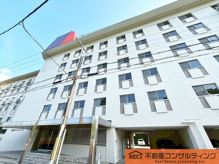 御影グランドハイツの外観