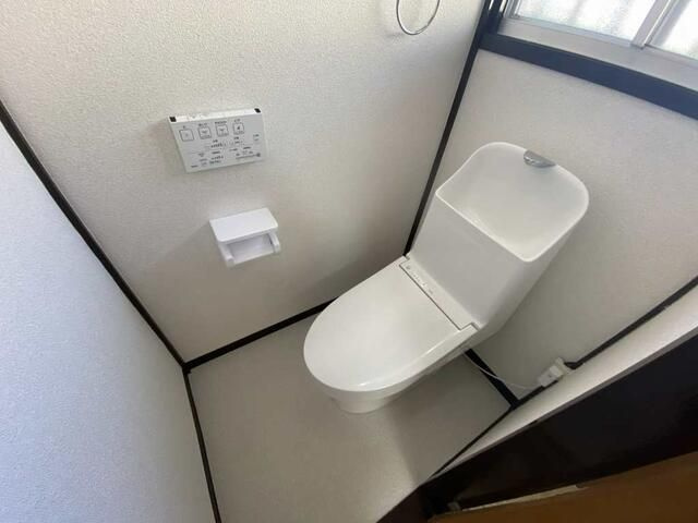横浜市青葉区美しが丘４丁目のアパートのトイレ