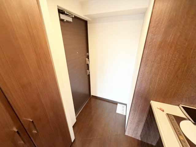 ハピネス江坂の玄関