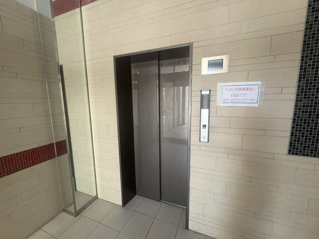 ハピネス江坂の外観