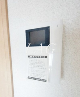 【セキュリティ】 | アビターレ | モニター付きインターフォンです。