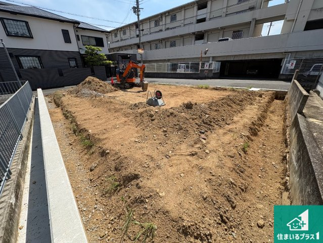 堺市東区日置荘西町　新築一戸建ての外観|現在建築中！落ち着いた街並みで新生活を始めることが出来そう！周辺の物件も併せてご紹介させて頂きます！
