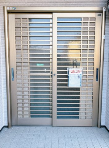 売中古戸建　富士市前田の玄関