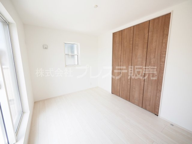 奈良市五条畑１丁目の新築一戸建 全２区画の洋室|現地写真（２号地２階洋室）