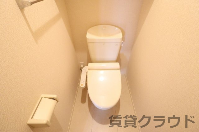 ソフィアクレールAのトイレ|温水洗浄便座　なくてはならない方も多いのでは？