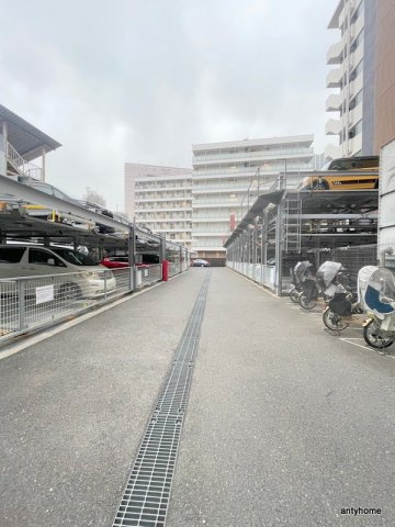 グラマシー京橋　仲介手数料無料の駐車場