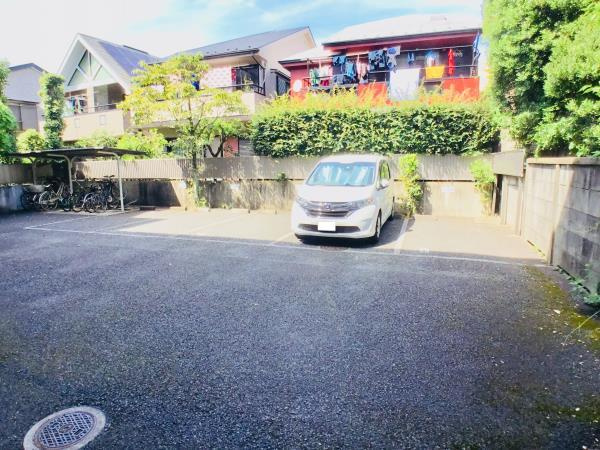 ロサレス荻窪の駐車場|駐車場があります