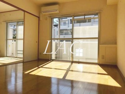 【居間・リビング】 | コーポレート小金井梶野通り７号棟 | 洋室のお部屋です。