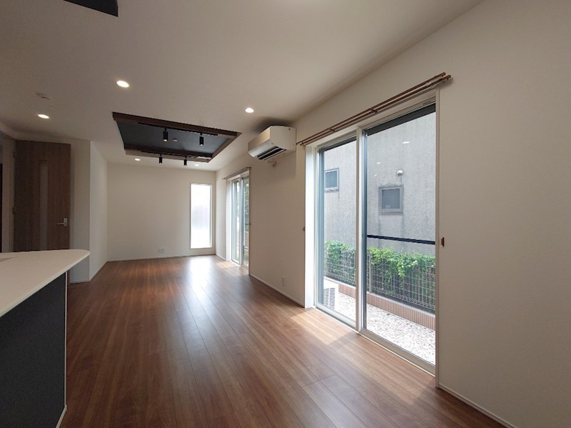 ＢＬＯＯＭＩＮＧ　ＭＡＩＳＯＮ東久留米市浅間町の居間・リビング|※他号室写真です