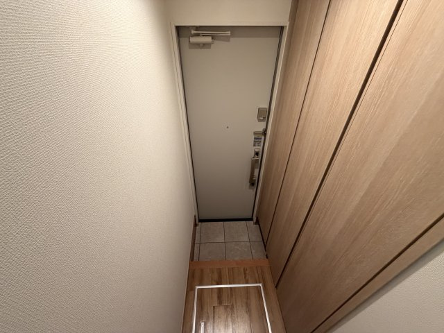 Loyal Pine Eastの玄関