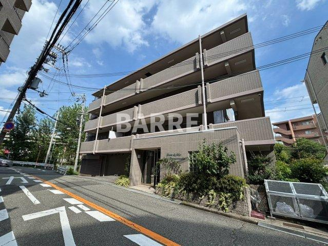 ラソフェリス千里桃山台の外観