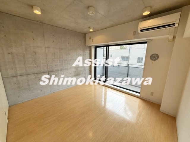 サニーハイマート下北沢の寝室