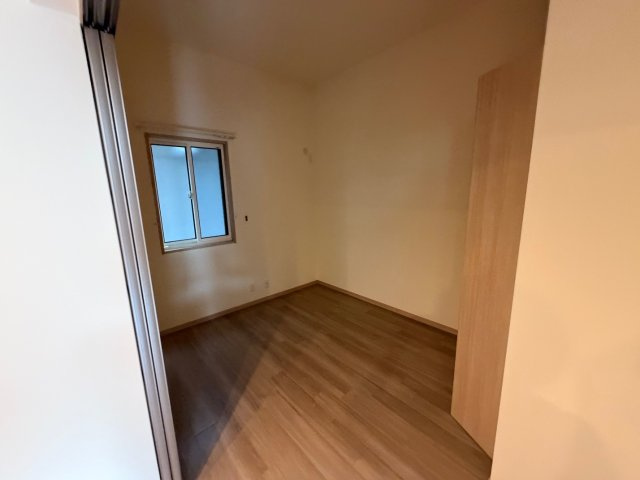 Loyal Pine Eastの居間・リビング