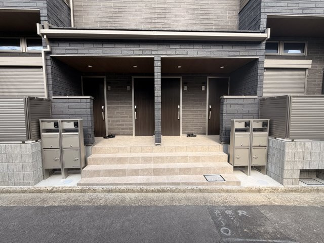 Loyal Pine Eastのエントランス