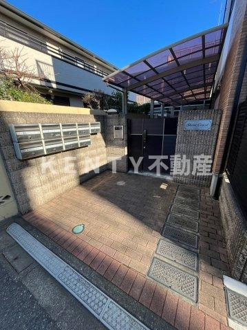 【エントランス】 | シャインコート | 建物の内部です