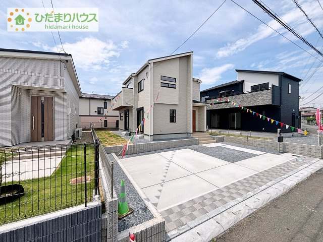 【外観】 | 土浦市小岩田東2丁目6期　新築戸建　2号棟 | 是非一度、ご家族そろってご内覧ください♪