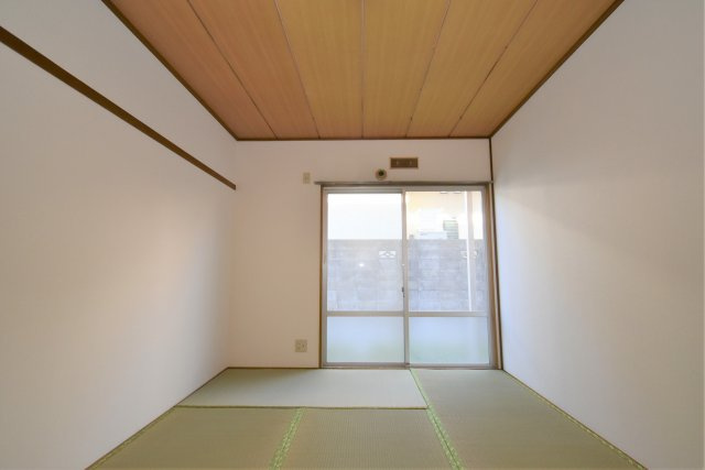 【和室】 | ハイツシンコーＡ | 左側6帖