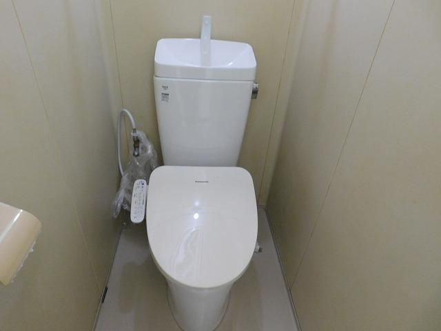 ペルシモンコートのトイレ|コンパクトで使いやすいトイレです