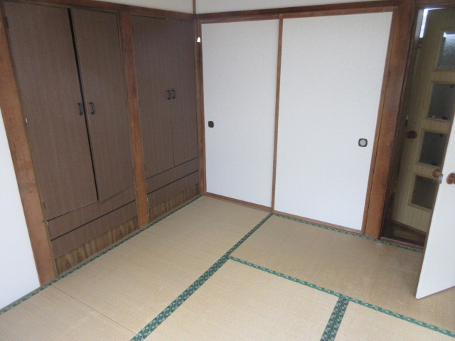 川原井貸家の和室