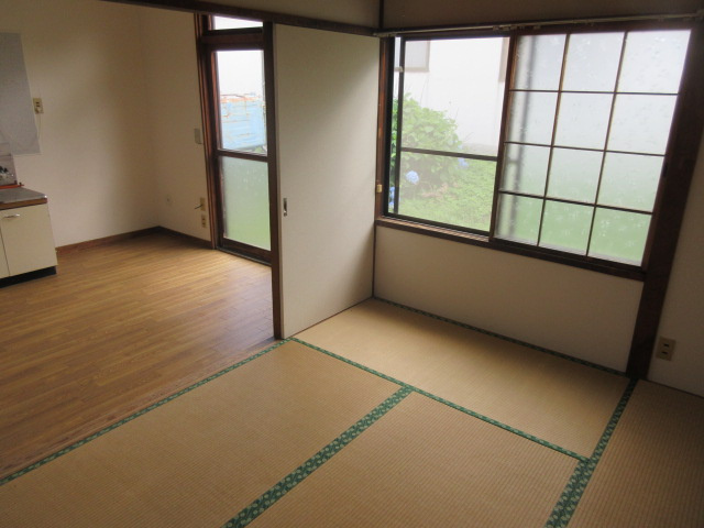 川原井貸家の和室