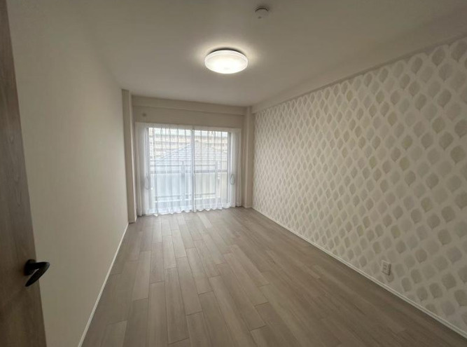 親王塚マンションの洋室