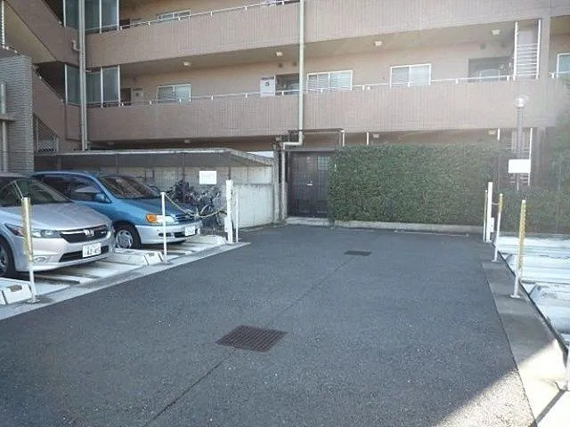 上北沢南パーク・ホームズのロビー
