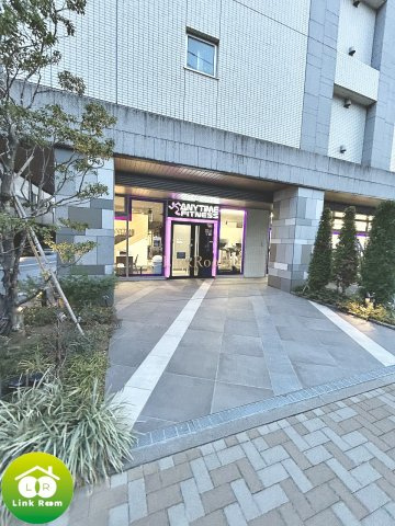フレンシア菊川のエントランス