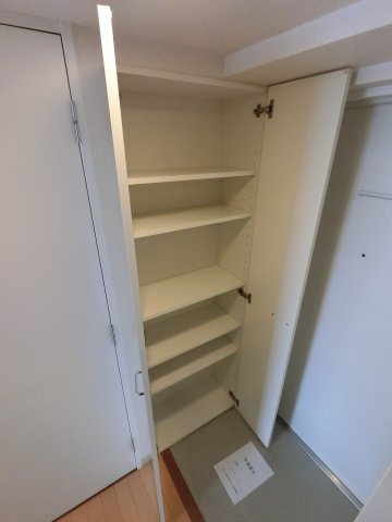 パインタワーの収納