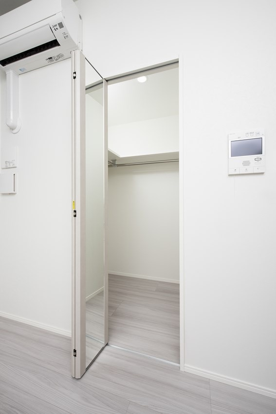 新品家具付きマンション築港本町3(KaGood福岡)の収納
