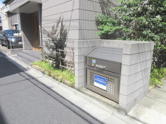 プルミエールメゾンのその他共用部分|★敷地内ゴミストッカー★