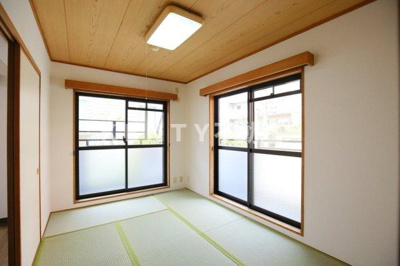 【和室】 | セザール長原 | 畳の上でゆっくりとくつろげる和室です