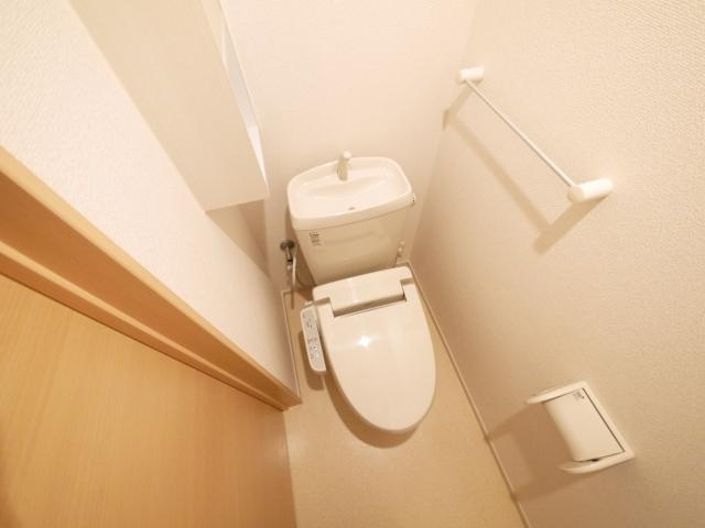 ジェルメ中山Ｂのトイレ|清潔感のあるトイレです